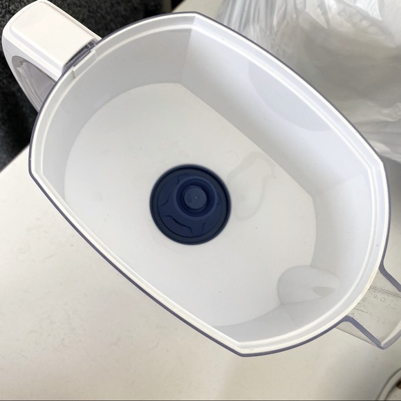 Brita Water Pitcher - Picture 3 of 5